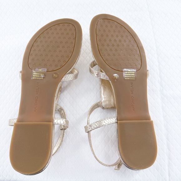 Antonio Melani Gold Sandals with Rhinestone embellishment size 9 women’s - Picture 5 of 16